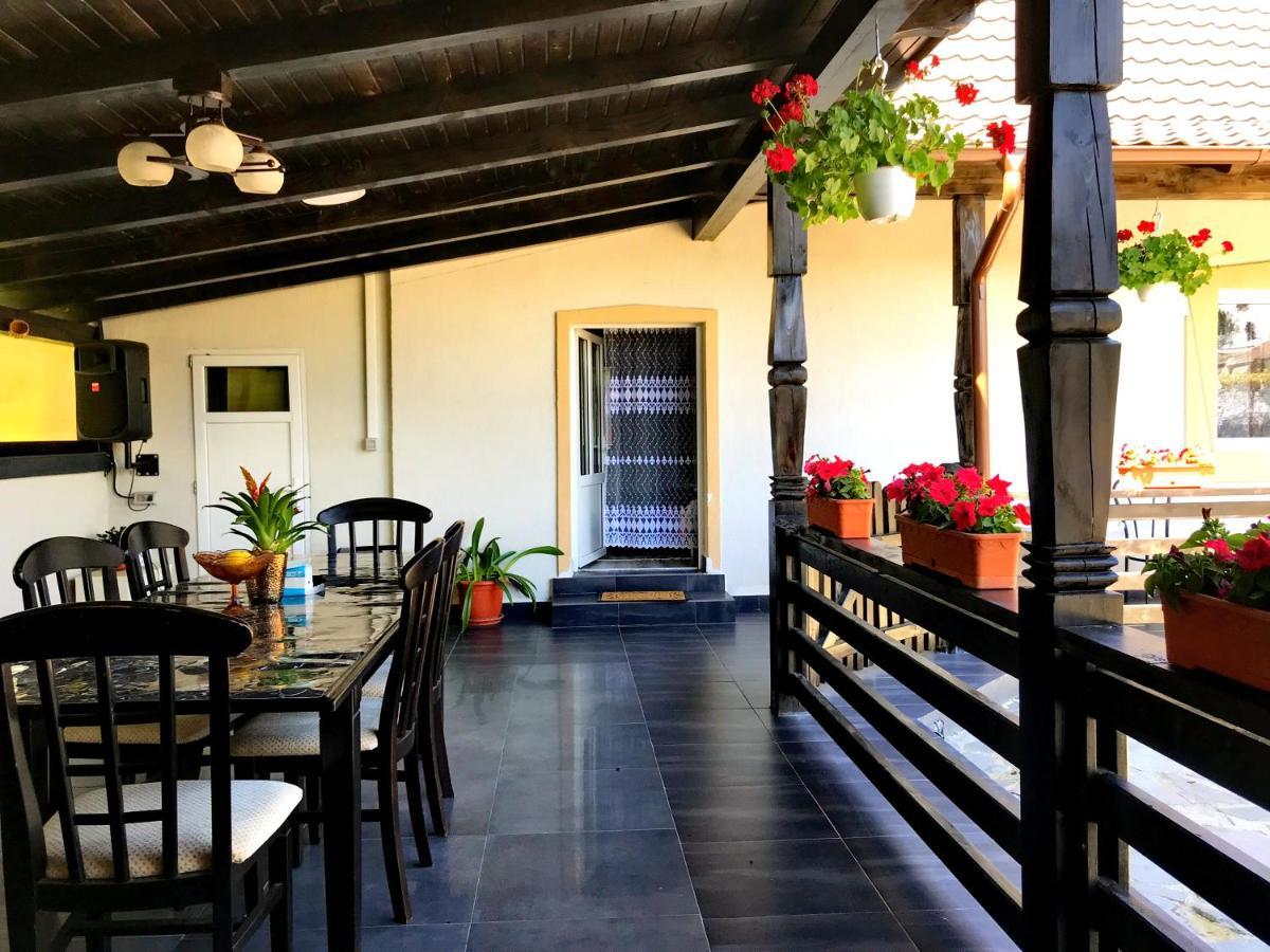 La Dory Apartment Satu Sugatag Bagian luar foto
